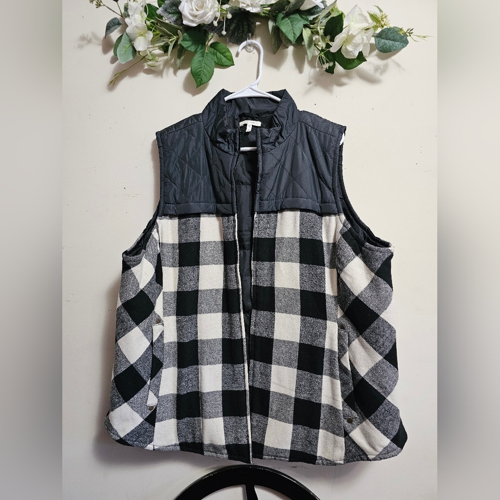 Maurices vest